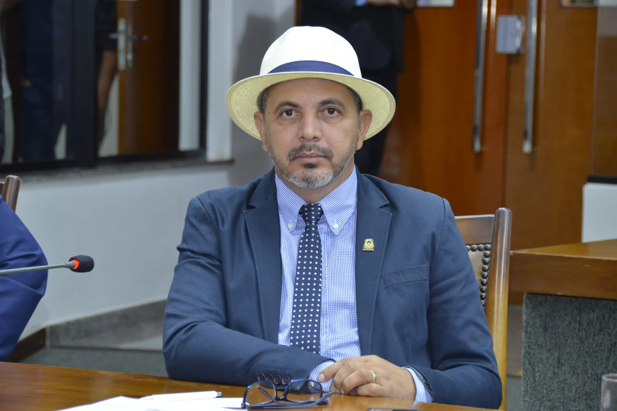 Wiston Gomes apresenta anteprojeto que beneficia servidores cedidos para entidades classistas