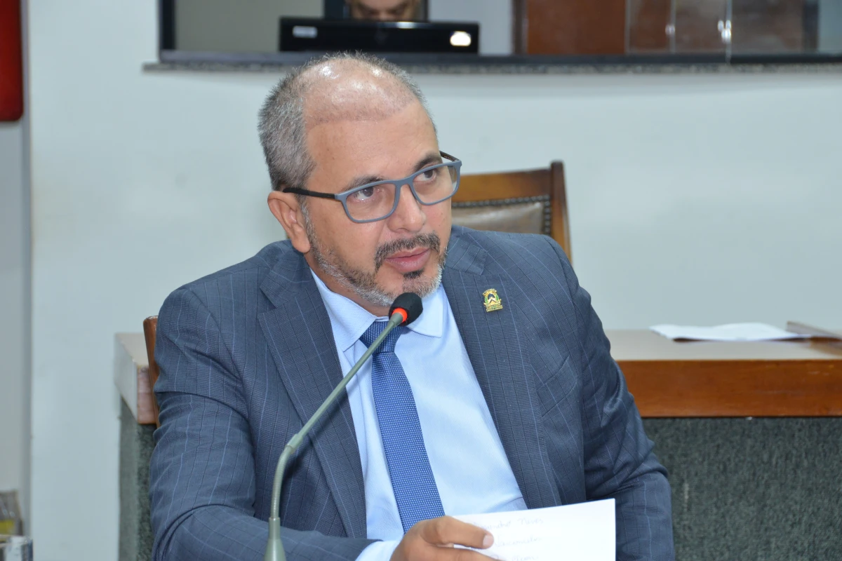 Wiston Gomes apresenta Projeto de Lei que torna indeterminado o prazo de laudo para autistas