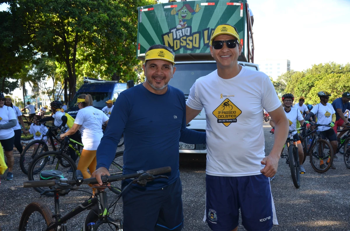 Wiston Gomes participa do passeio ciclístico do Detran/TO em apoio ao Maio Amarelo