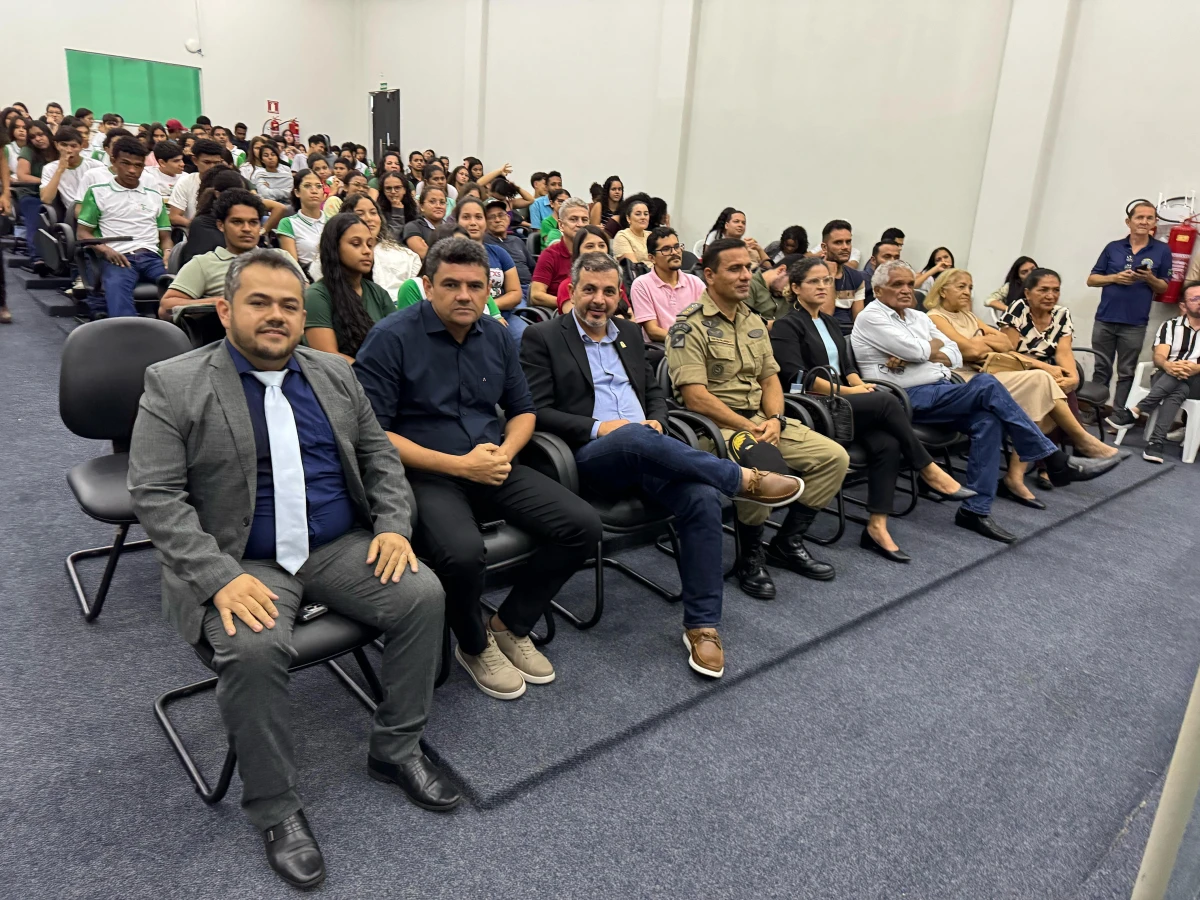 Wiston Gomes prestigia aniversário do IFTO e destina emenda pelo segundo ano consecutivo