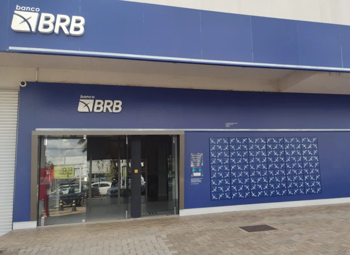 Wiston Gomes solicita agências do BRB em Araguatins, Guaraí e Dianópolis